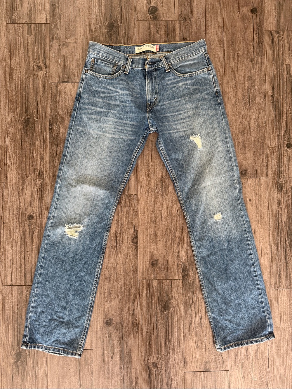 Levi's 514 Men's Light Blue Distressed Straight Leg Jeans